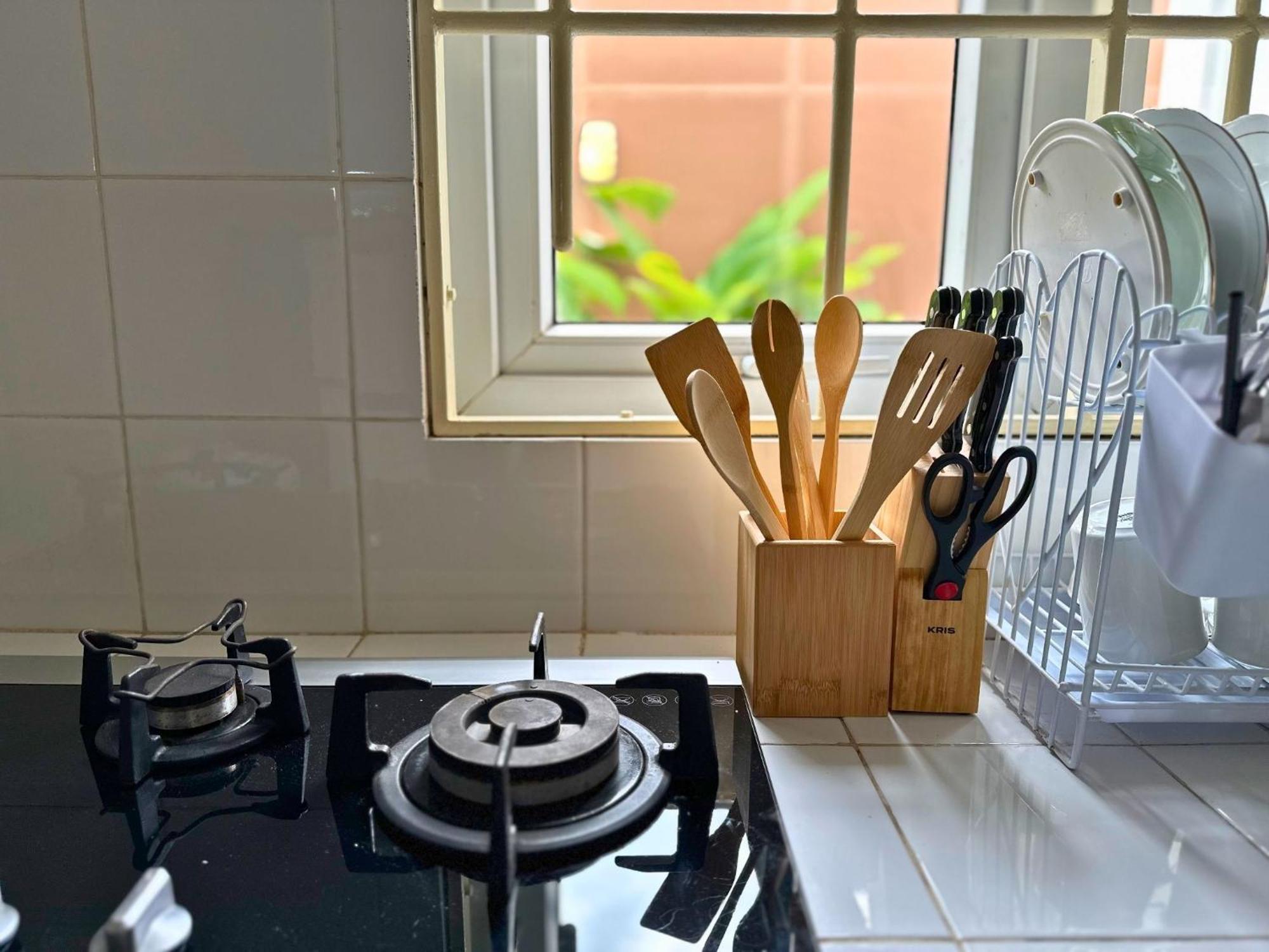 Blessimore Springhill 4Br 巨港 外观 照片